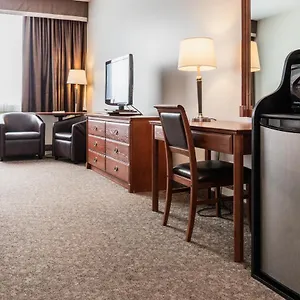 adams-airport-inn.ottawa-hotel.net/