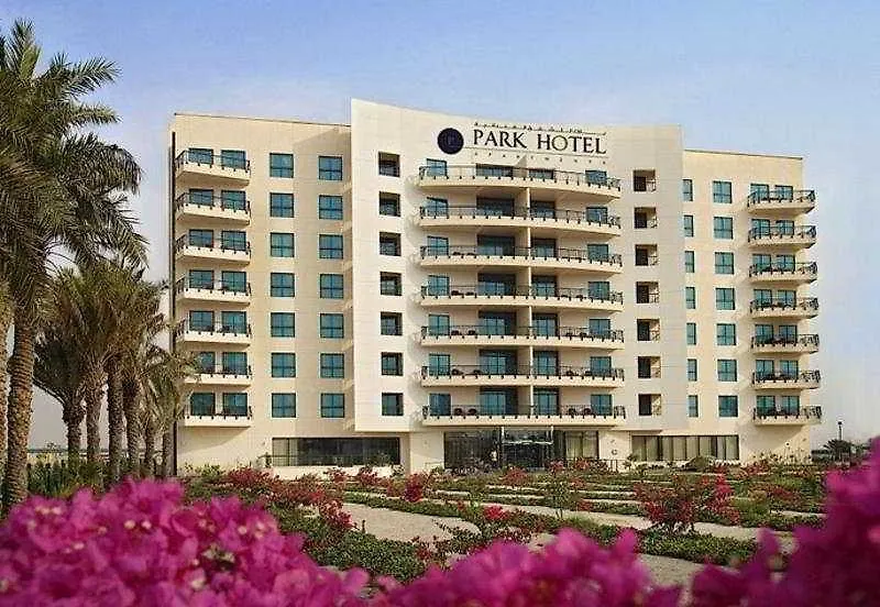 Aparthotel Park Apartments Dubai, An Edge By Rotana Hotel