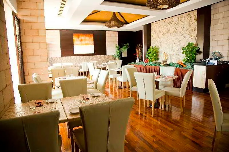 Park Apartments Dubai, An Edge By Rotana Hotel Dubai